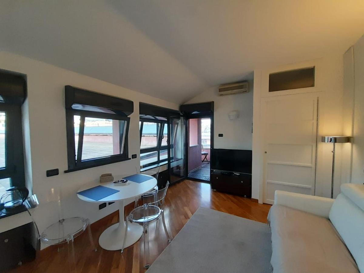 제노바 Bilocale Vista Mare Con Terrazzo-Porto Antico- Parcheggio Scontato 아파트 외부 사진